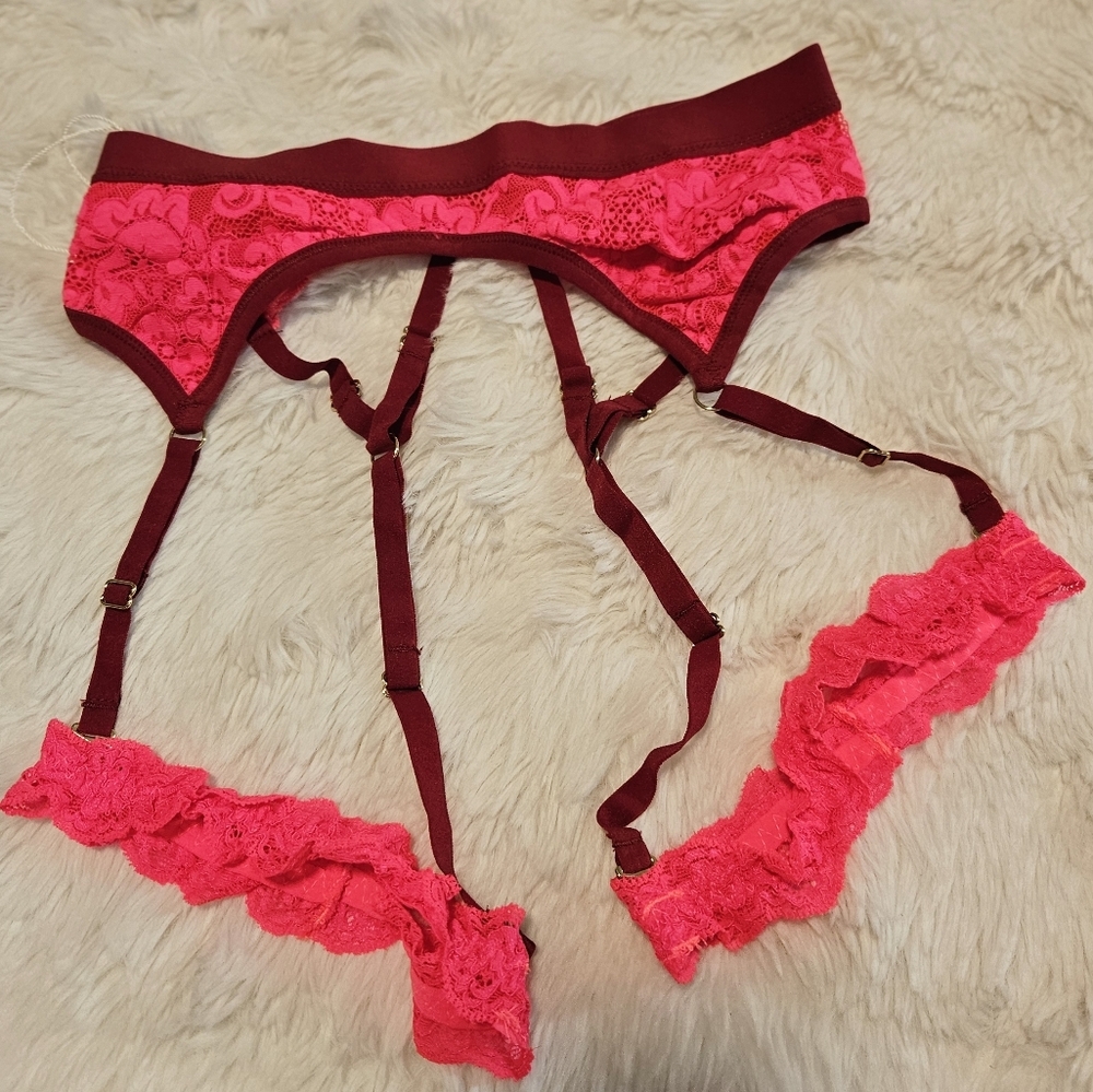 We Are HAH Guard Her 4 Way Guarder Free People Xsmall & Small NWT